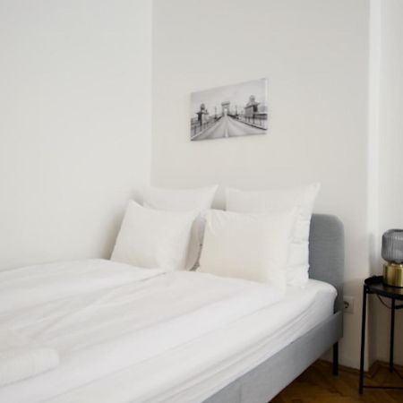 Standard Apartment By Hi5 - Petofi 12 Budapest Exterior foto